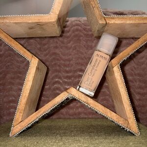 Almay Clear Complexion Makeup in “Sand” Acne Fighting NEW